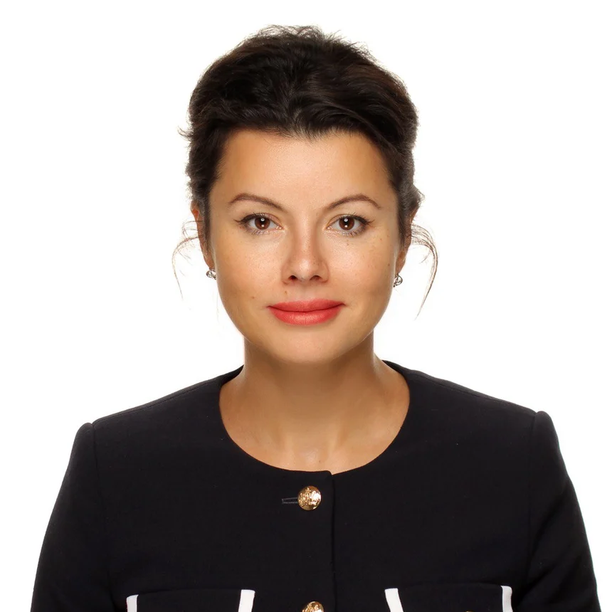 Олия Артемова