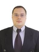 Валерий Комаров