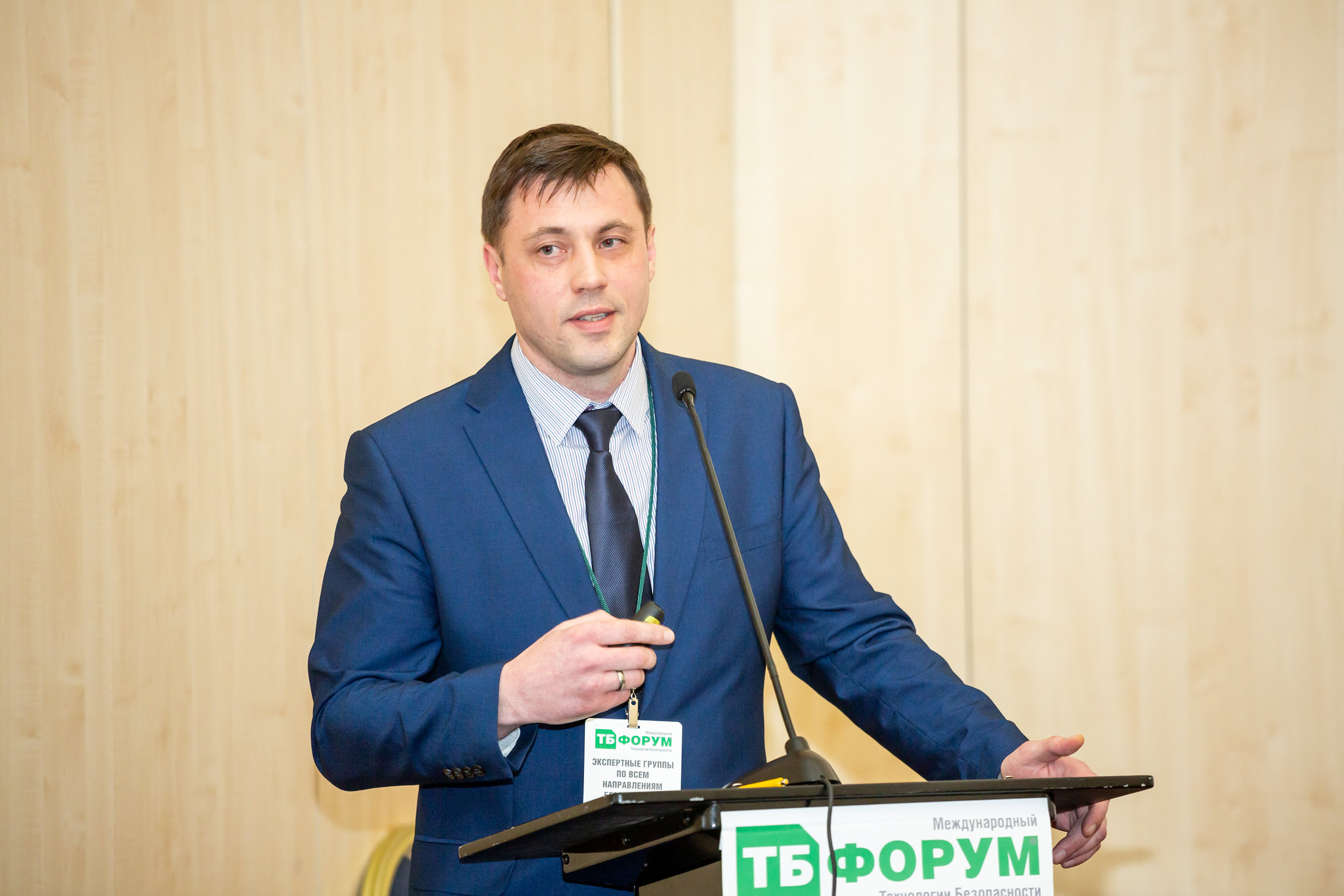 Круглов