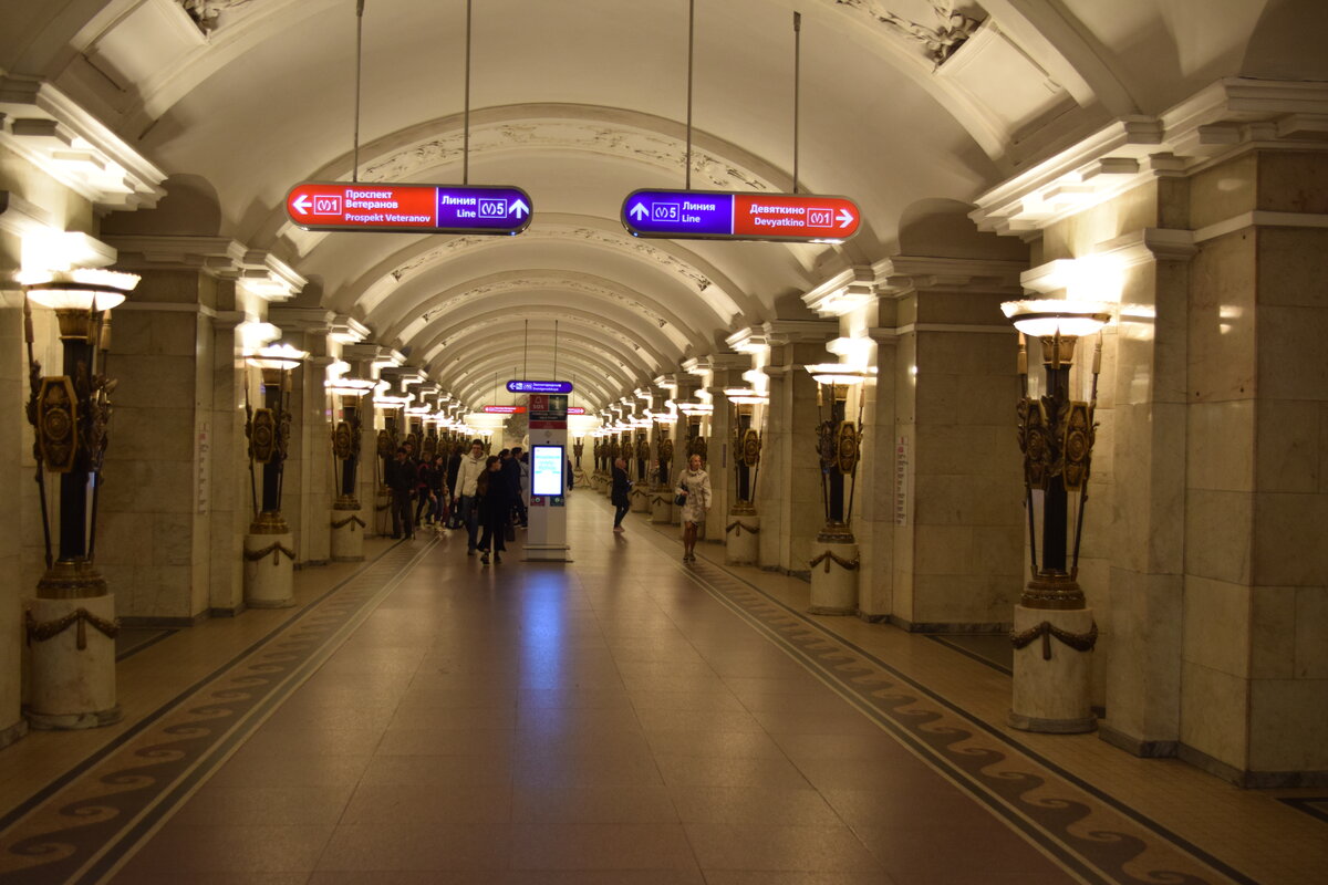 метрополитен Санкт-Петербурга